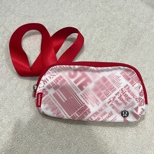Lululemon belt bag
